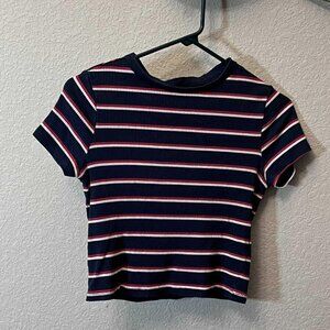 JUNIORS SIZE MEDIUM STRIPED CROP TEE